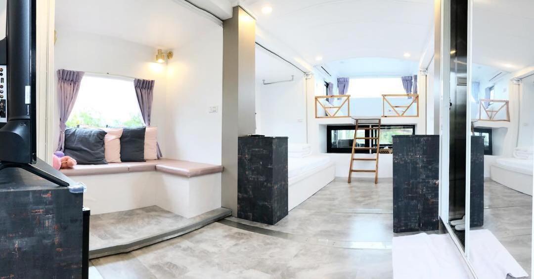 Artisan Hostel Toucheng Exteriör bild